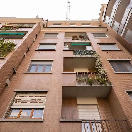 Appartement Luminoso Piano Alto Con Terrazzo - Mirable Pm Milan