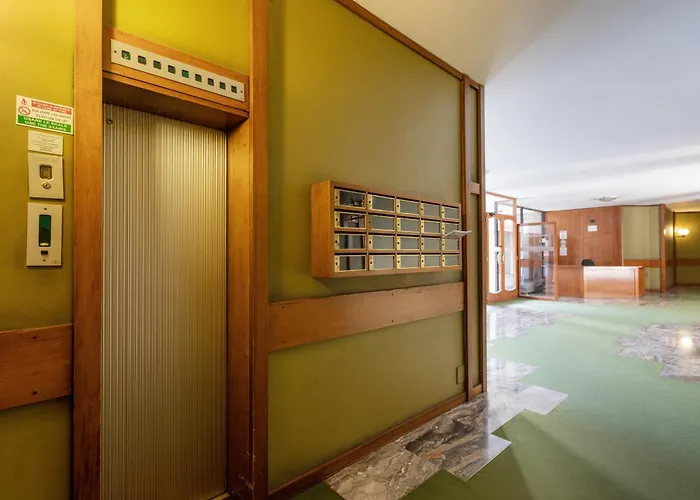 شقة Luminoso Piano Alto Con Terrazzo - Mirable Pm